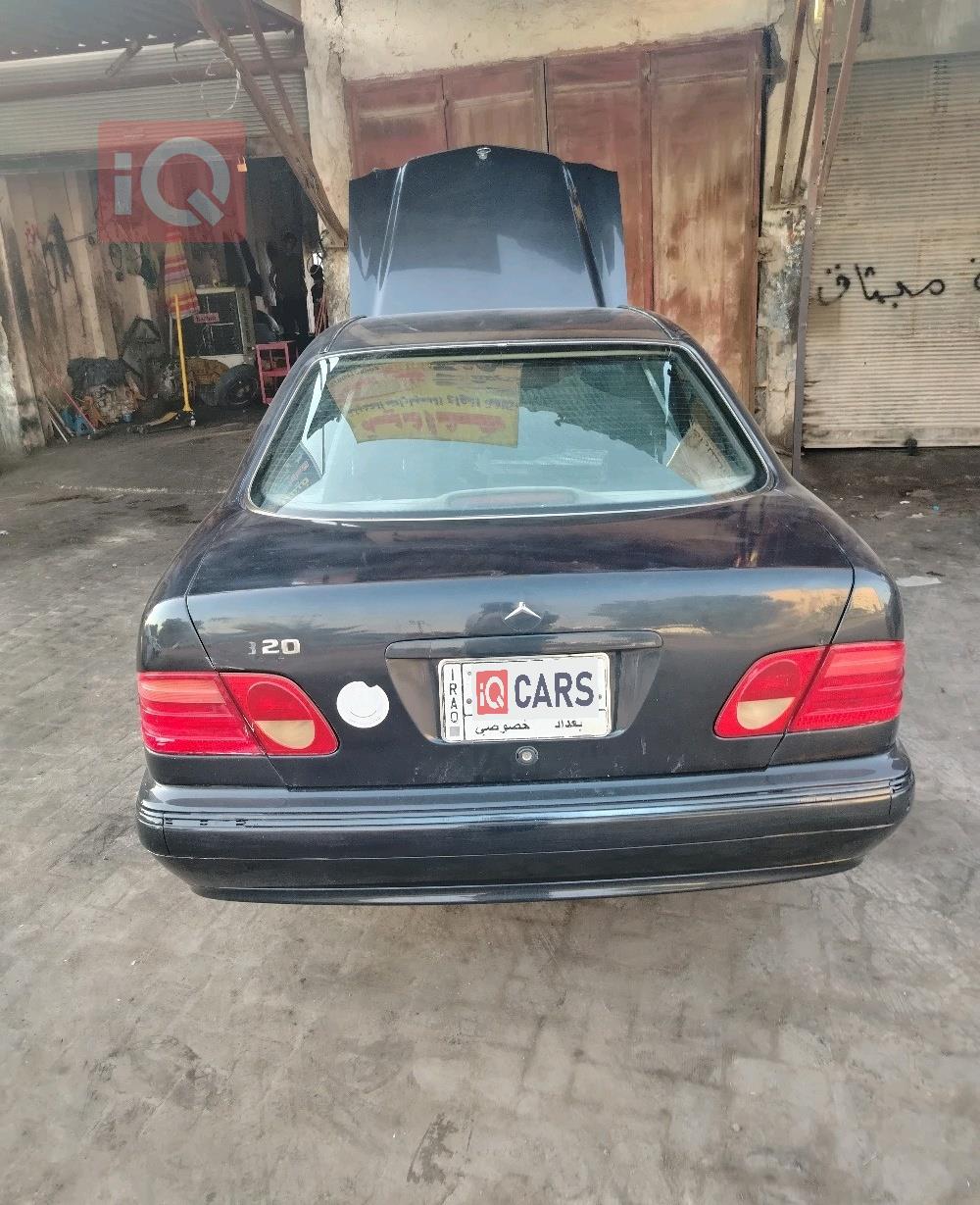 مرسيدس بنز E-Class